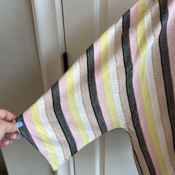 For Cynthia Pastel and Neutral Color Striped 55% Linen Top - Picture 5 of 7